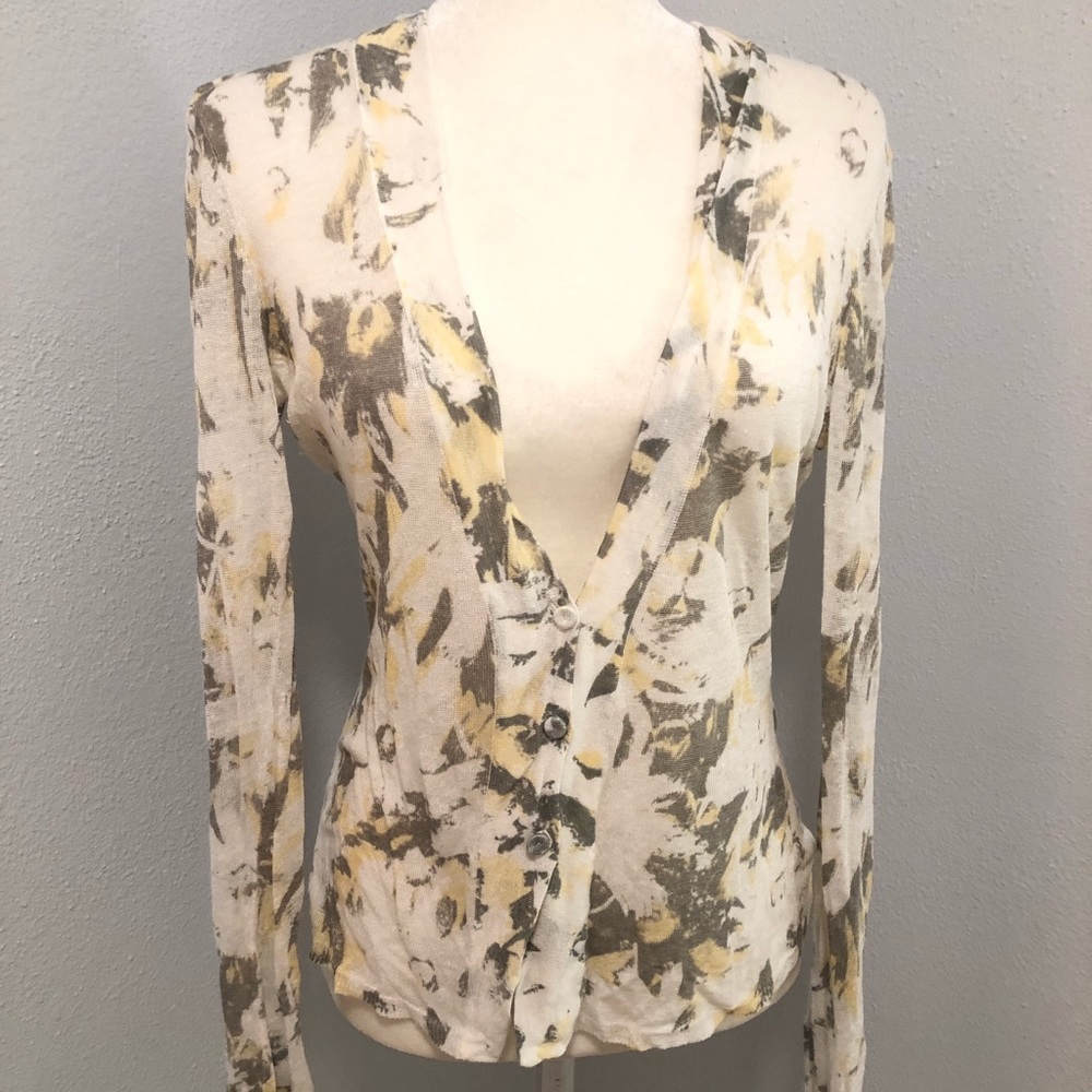 Sweater nie & Zoe button front long sleeve 3/$15